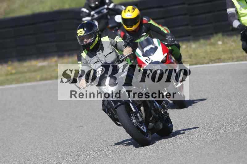 /01 02.04.2026 MAZ ADR/Gruppe gelb Gruppe gruen/29